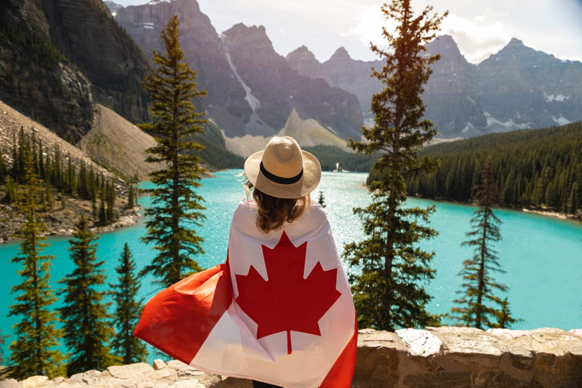 Điều kiện xin visa du lịch Canada bao gồm những yêu cầu gì?