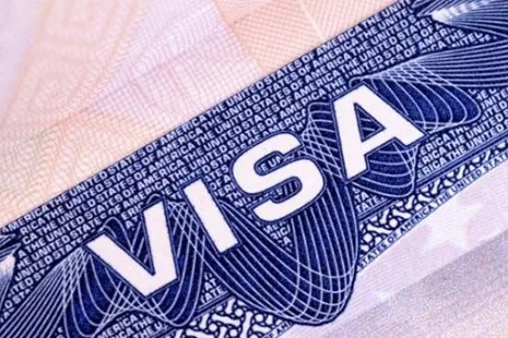 ẢNH HƯỞNG CỦA TIỀN ÁN, TIỀN SỰ ĐỐI VỚI HỒ SƠ BẢO LÃNH ĐI MỸ