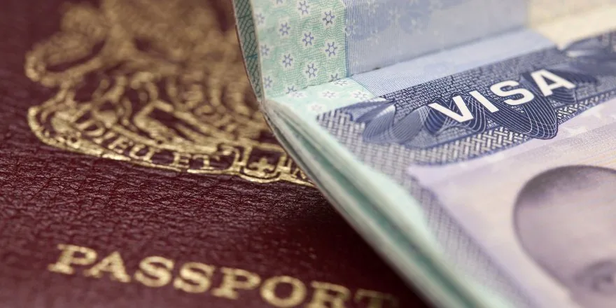 3 ĐIỀU BẠN CẦN BIẾT VỀ VISA J1 4 Để có được visa J1 bạn cần chuẩn bị hồ sơ thật kỹ