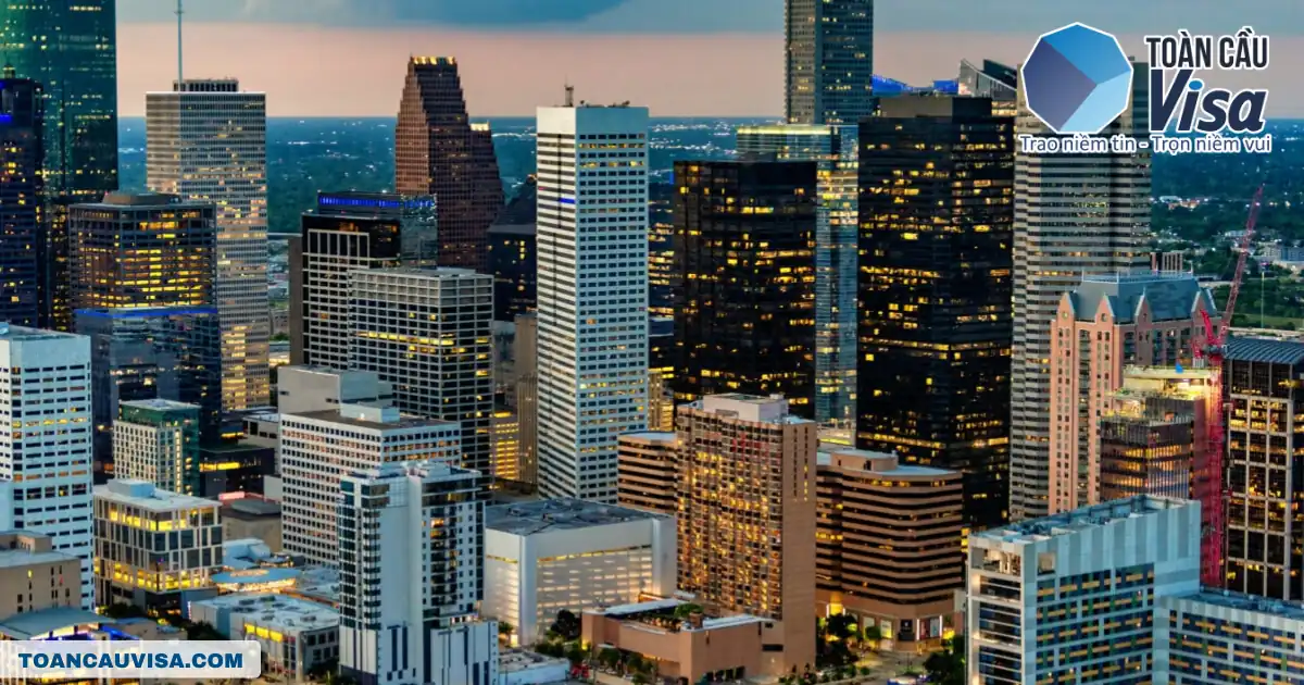 Top 5 bang ở Mỹ có nhiều người Việt sinh sống định cư 2026 2 Khu trung tâm thành phố ở Texas, bang tập trung đông người Việt định cư