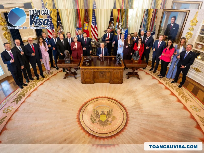 Nội các Hoa Kỳ hiện tại của Tổng thống Donald Trump
